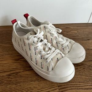 Soulier Miss Sixty comme neuf, grandeur 40